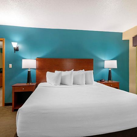 Best Western Plus Платтсбург Екстер'єр фото